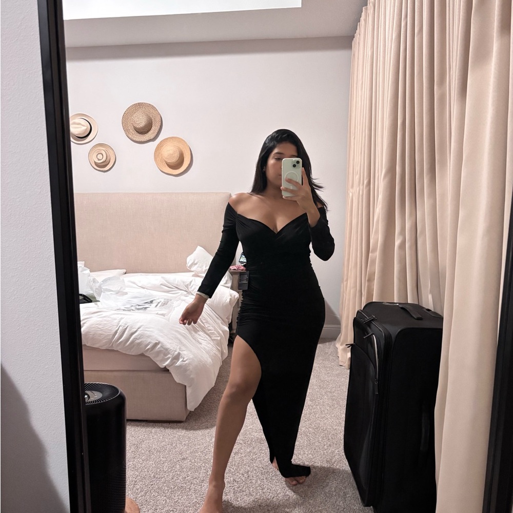 Norma Kamali Black Long Sleeve Off-Shoulder Dress